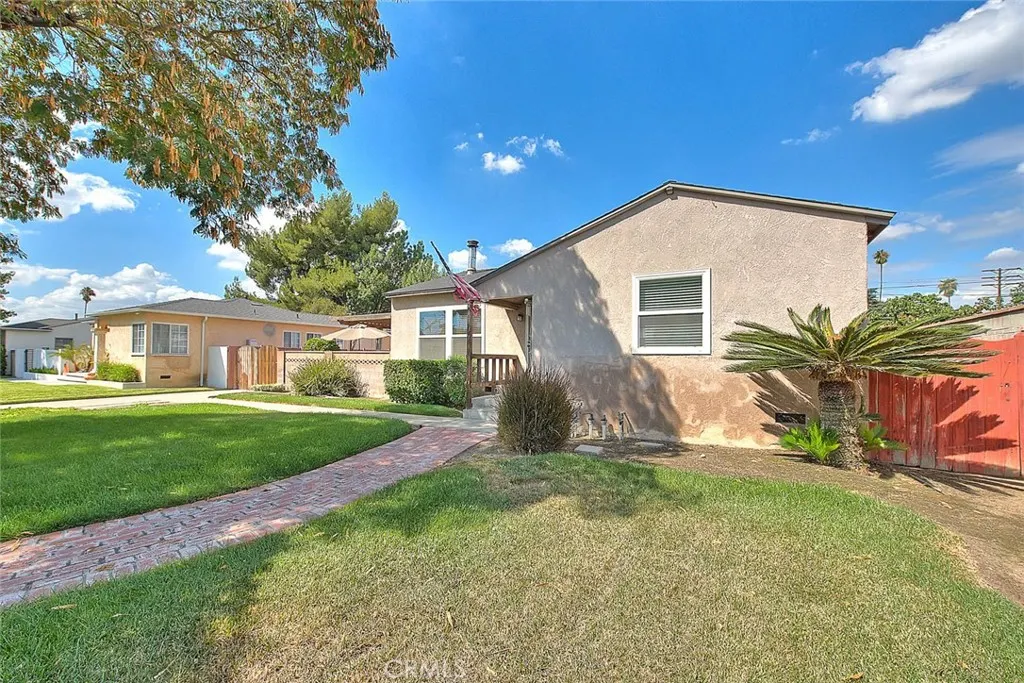 1337 E Larkwood