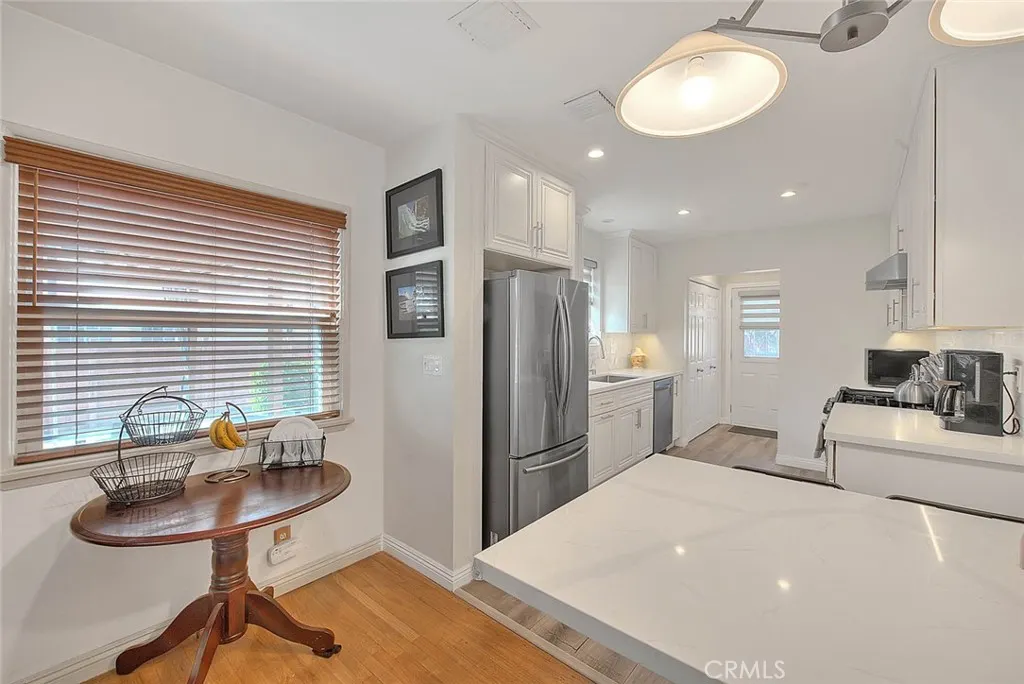 1337 E Larkwood