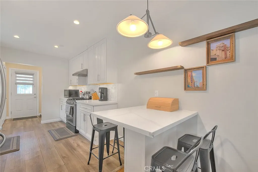 1337 E Larkwood