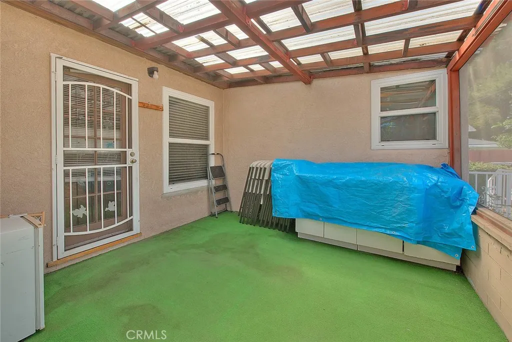 1337 E Larkwood