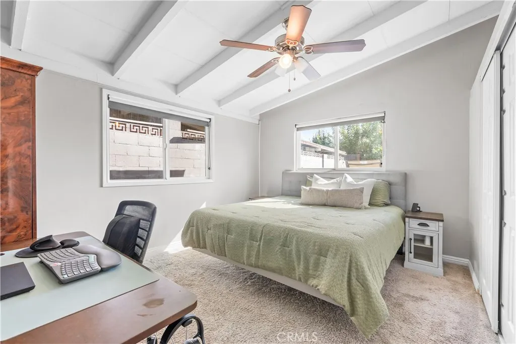 950 Forestdale