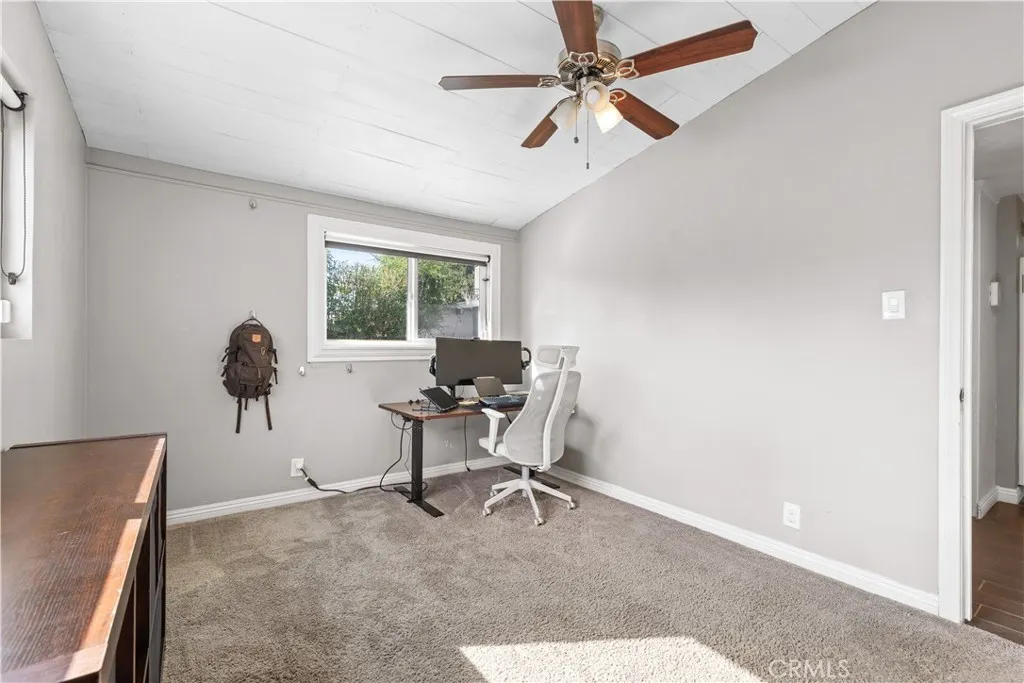 950 Forestdale