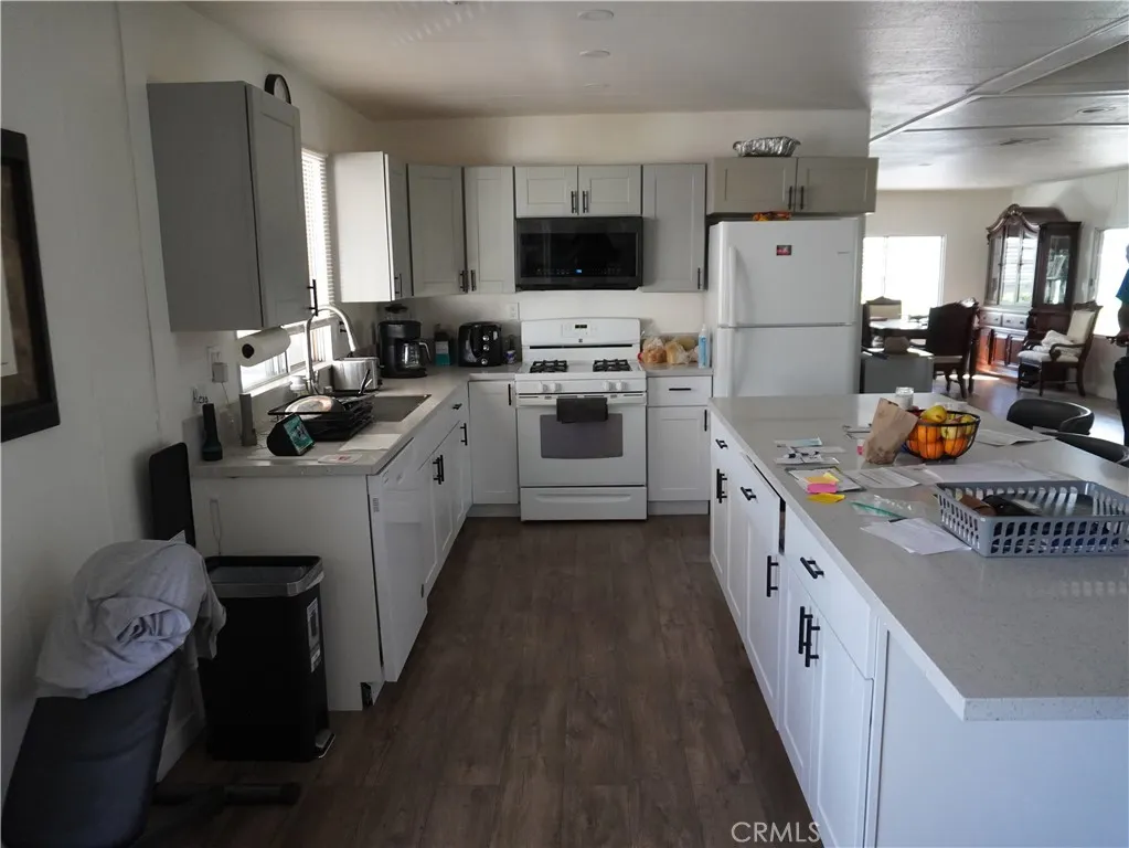1456 1456 E Philadelphia, #132