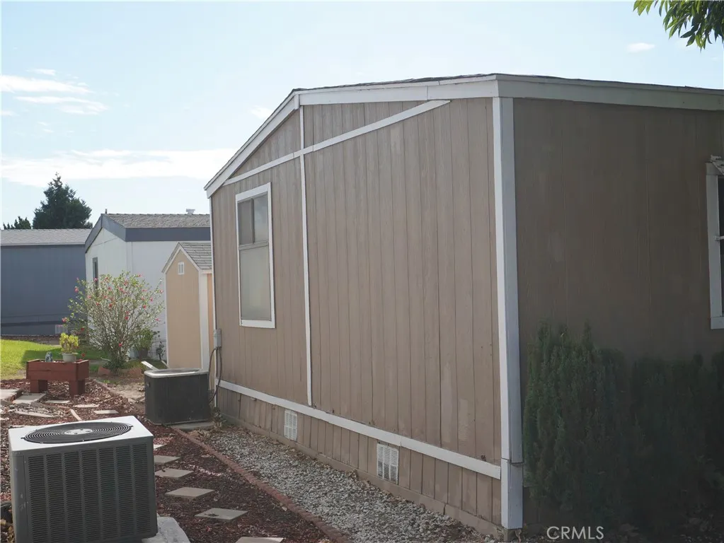 1456 1456 E Philadelphia, #132