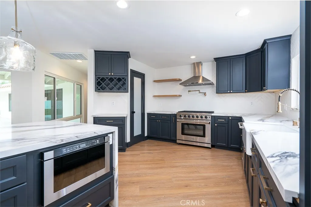 1355 Aldersgate