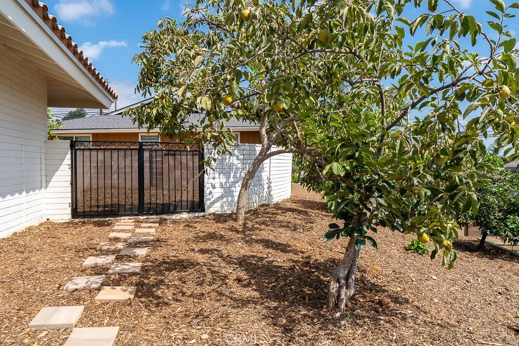 1355 Aldersgate