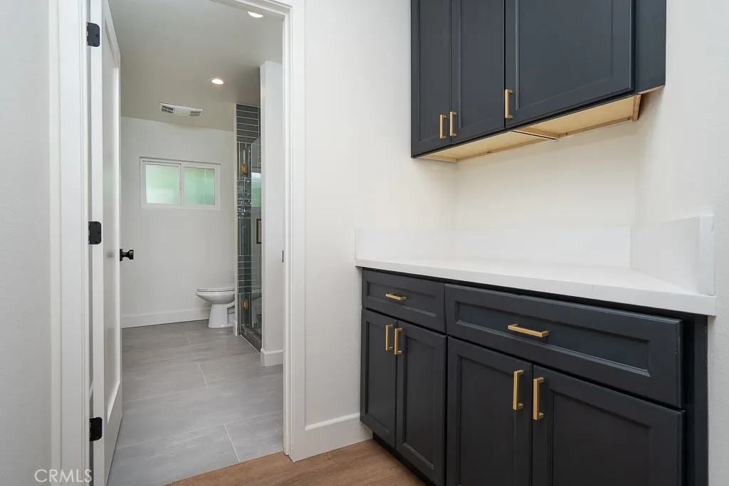 1355 Aldersgate
