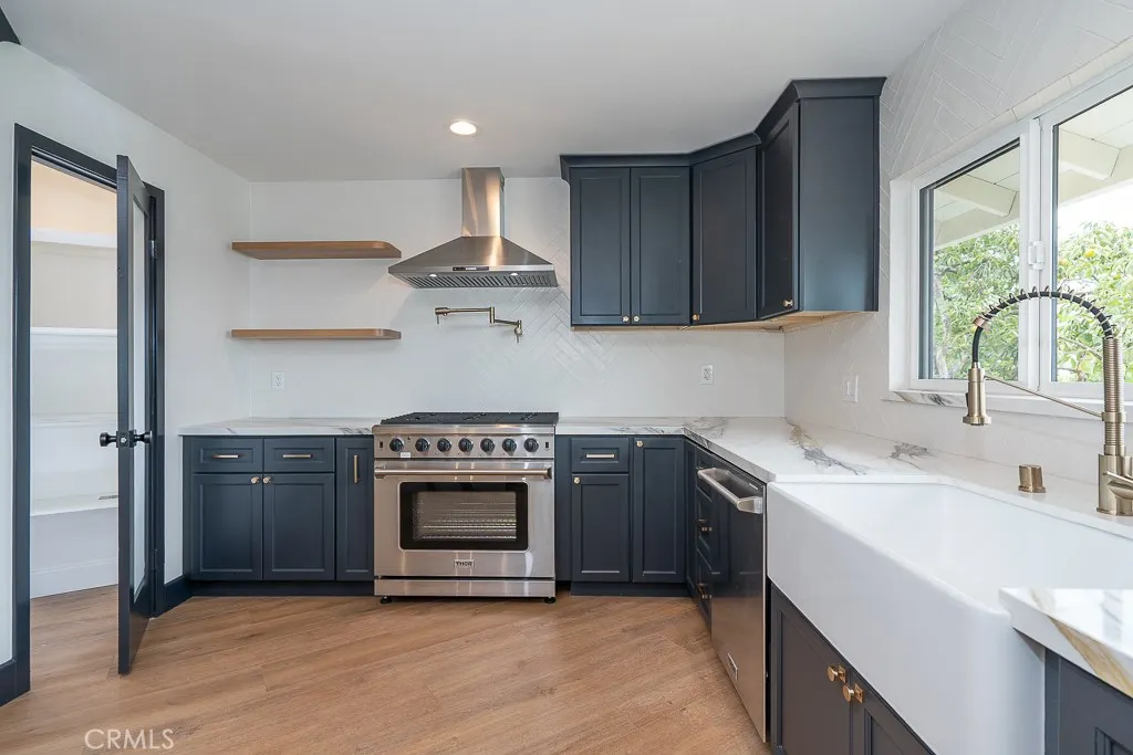 1355 Aldersgate