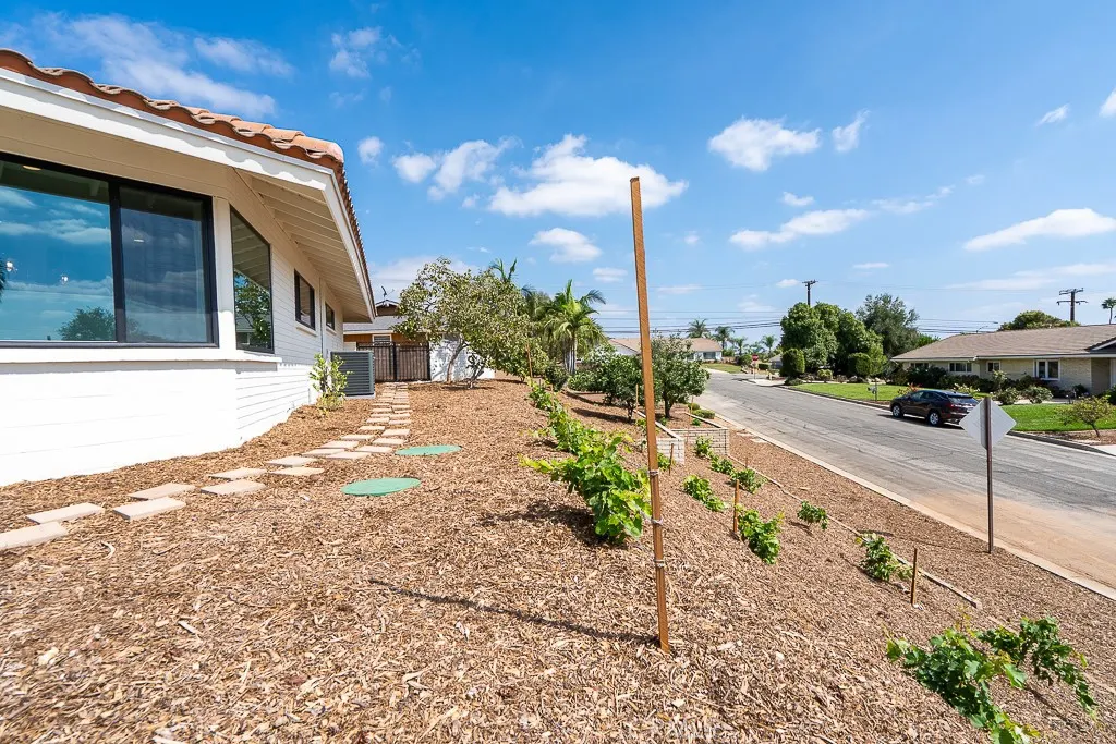 1355 Aldersgate