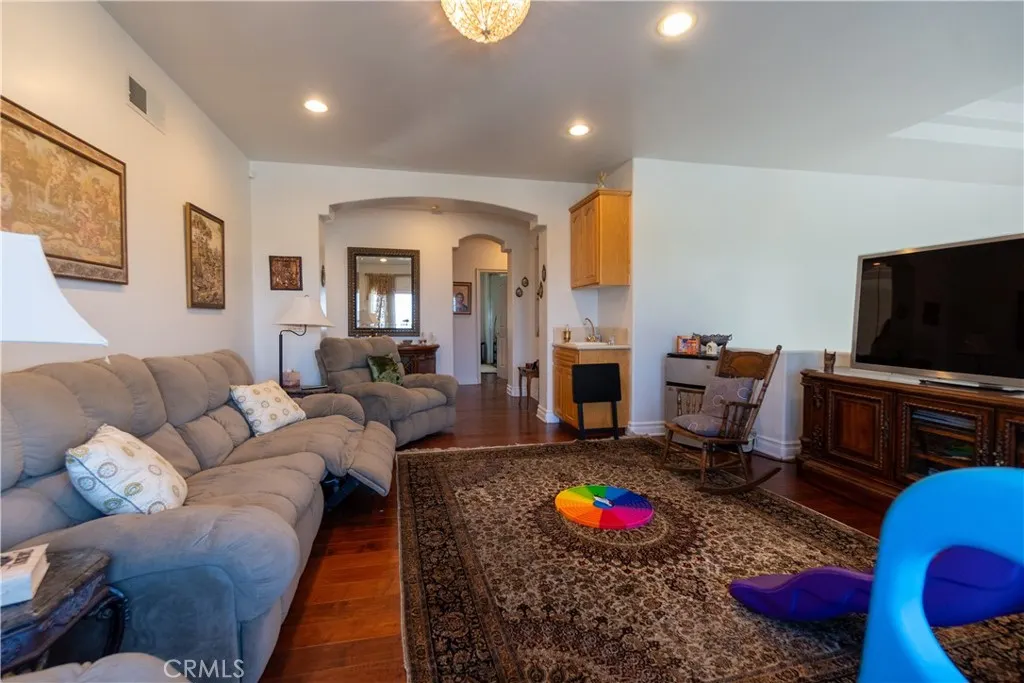 2829 Countrywood Ln
