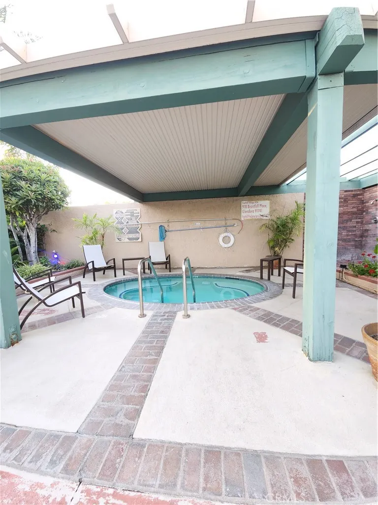 142 Windermere Lane