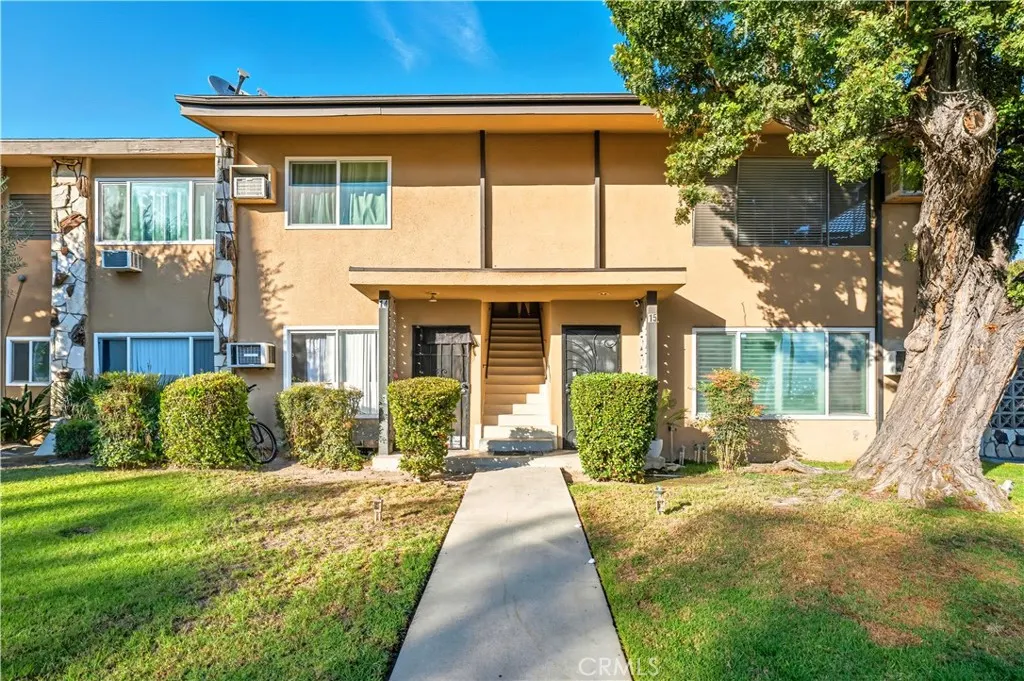 2018 Las Vegas Avenue, #18