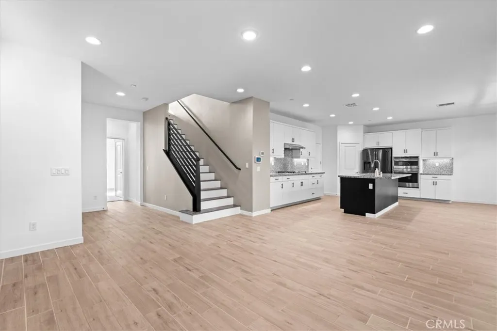 4877 S Avocado Trail