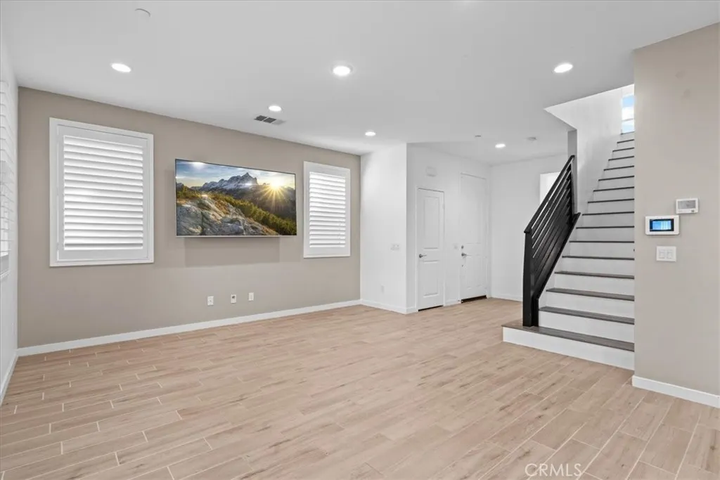 4877 S Avocado Trail