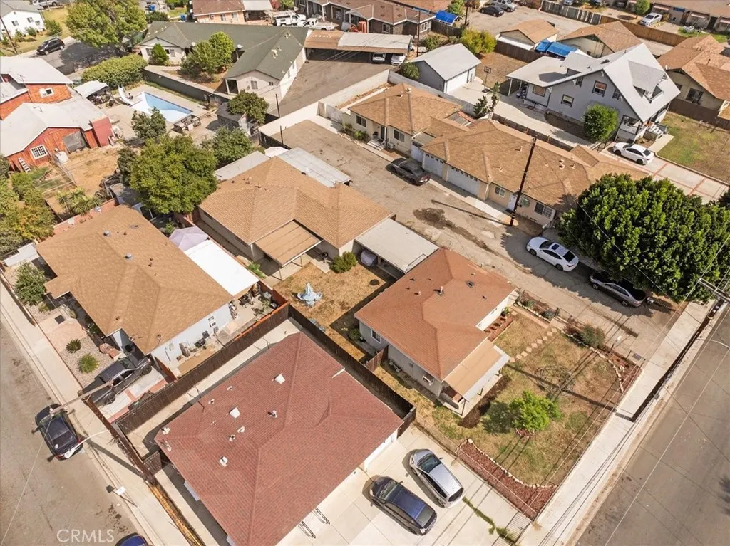 1035 Laurel Avenue