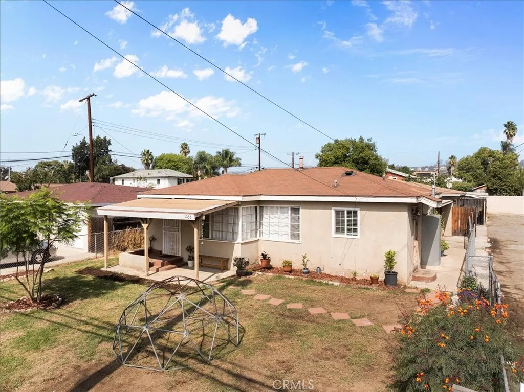 1035 Laurel Avenue