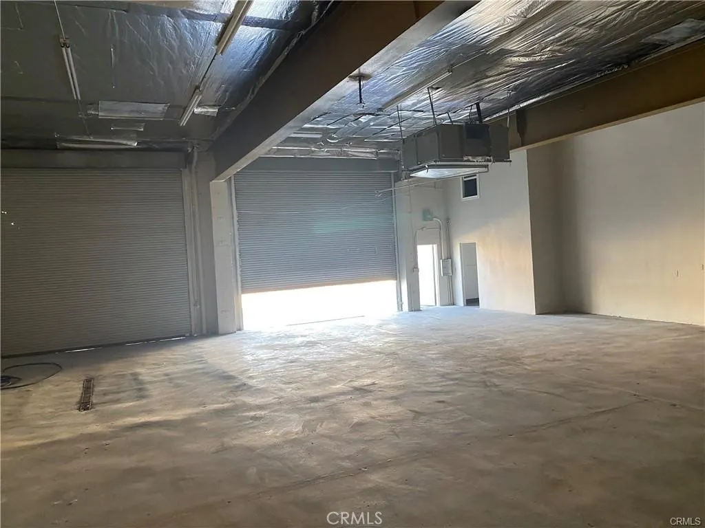 960 W 1st