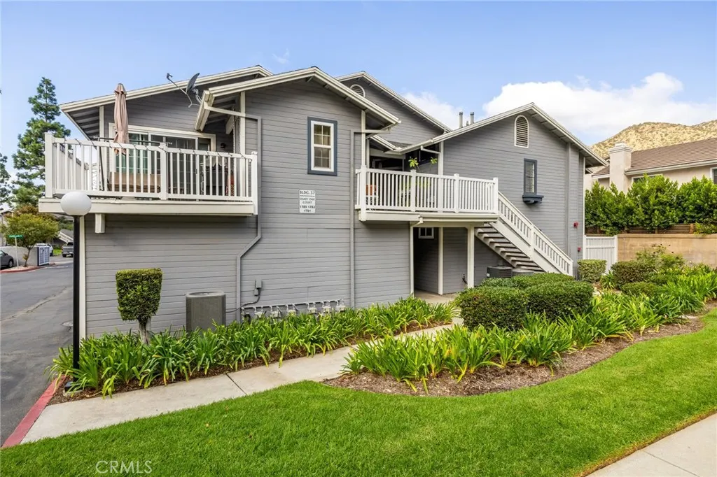 1783 Shady Oaks Court