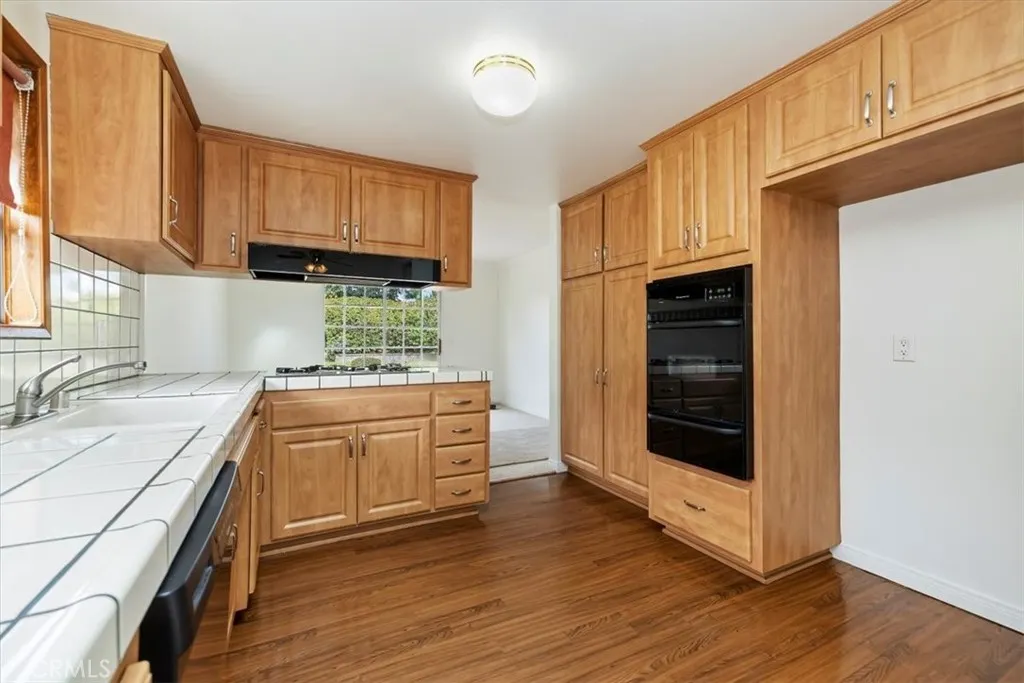 21319 E Benbow