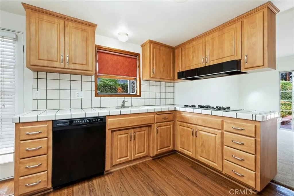 21319 E Benbow