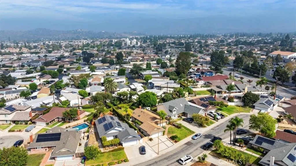 21319 E Benbow