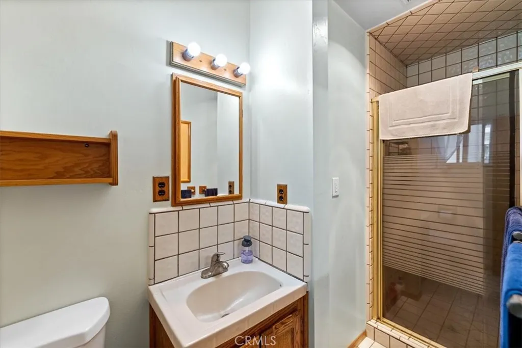 644 W Gaillard