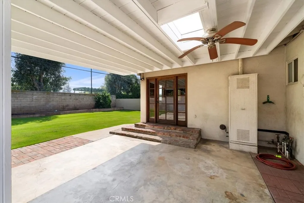 644 W Gaillard