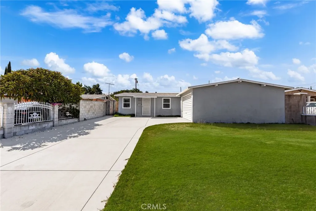 4639 N Trujillo Drive