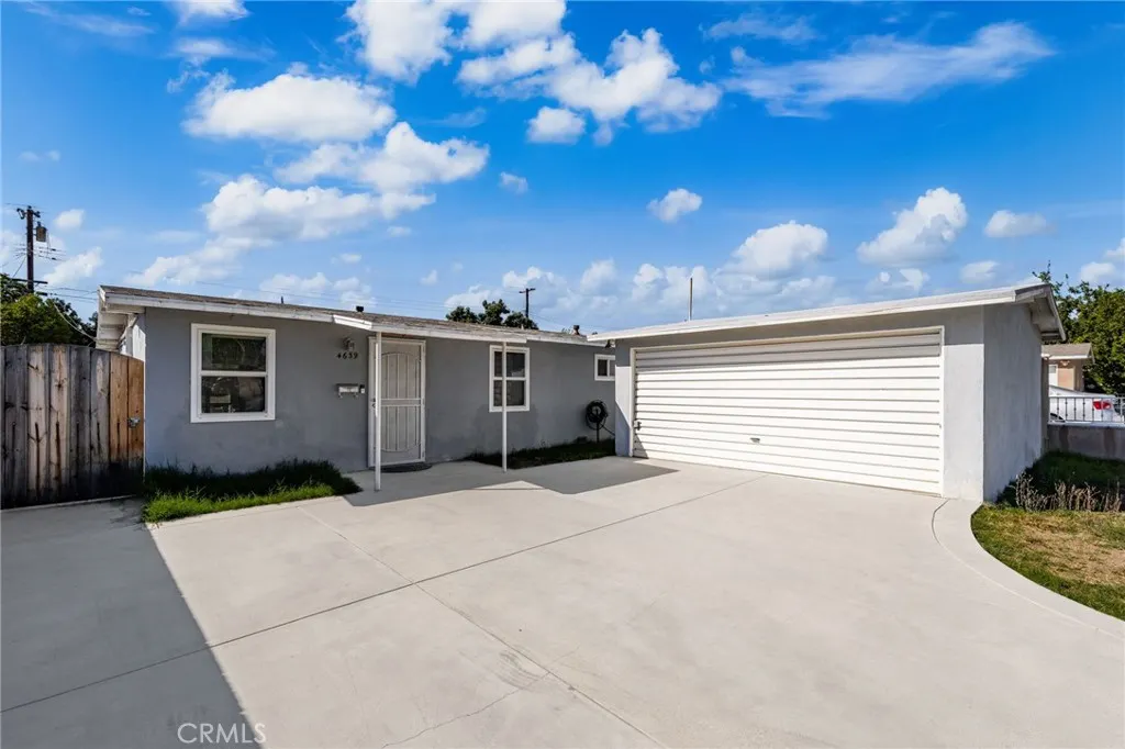 4639 N Trujillo Drive