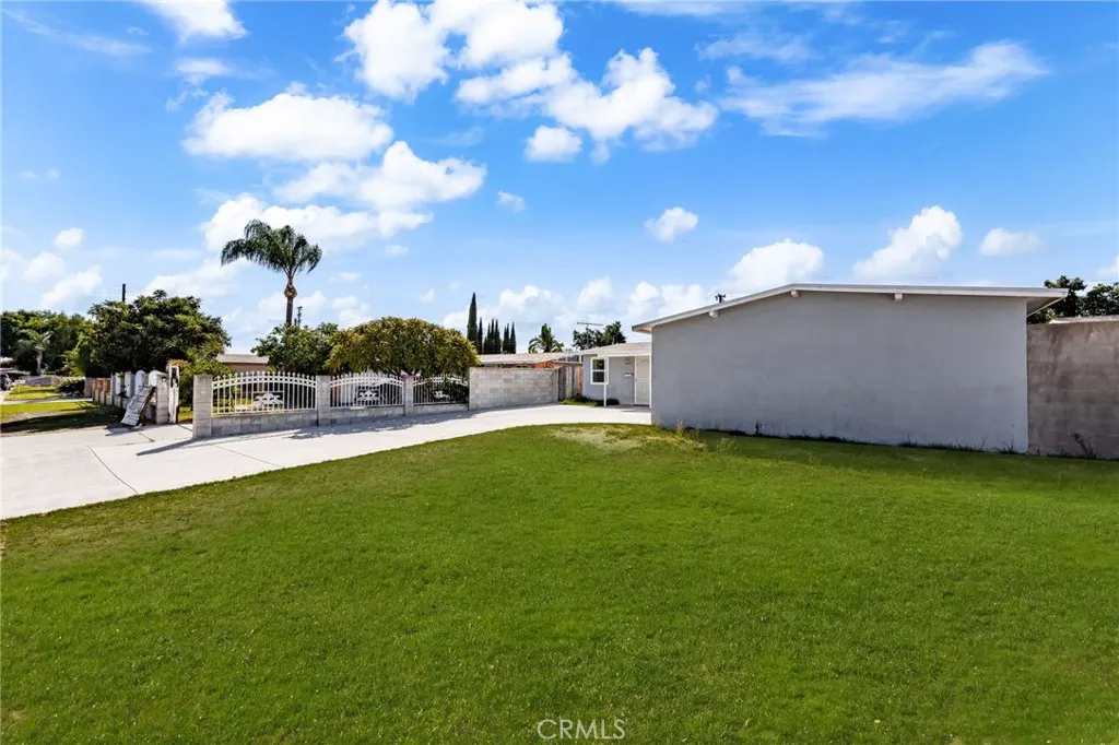 4639 N Trujillo Drive
