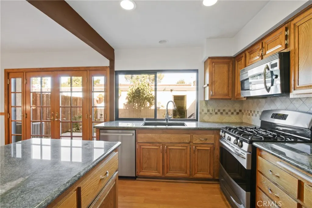 649 Cottonwood