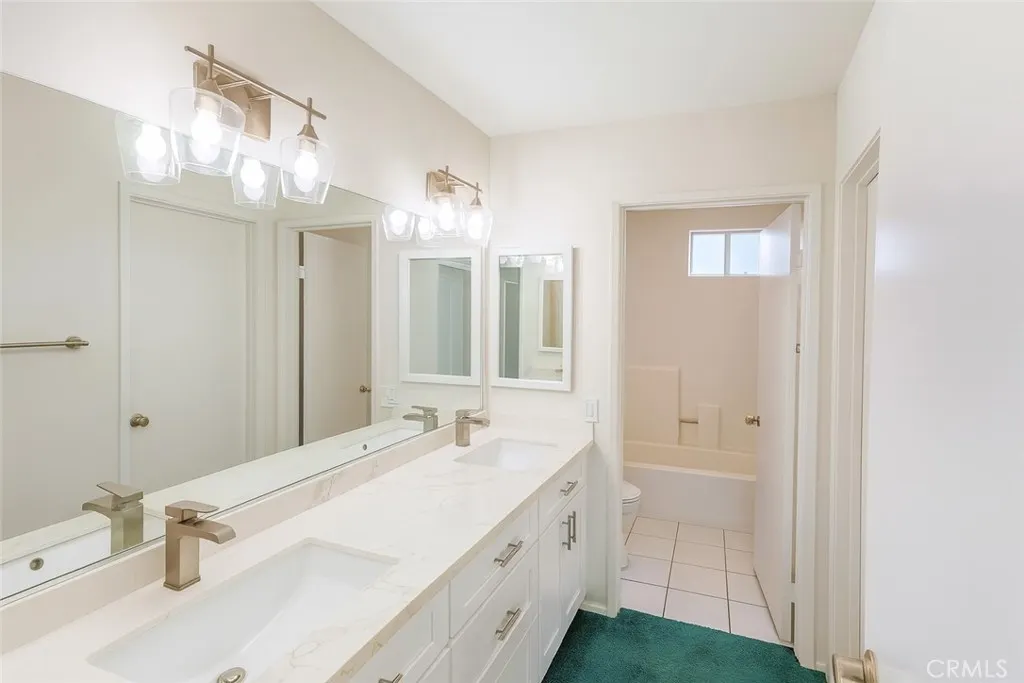 1604 S Mountain Avenue, #D