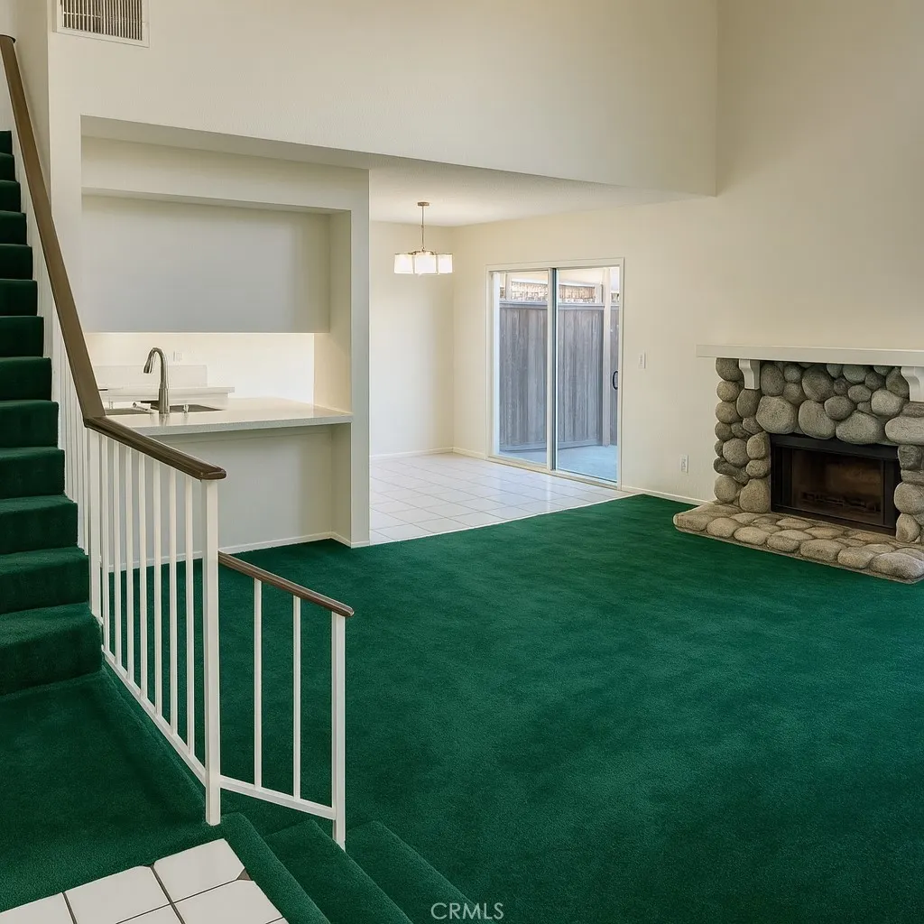 1604 S Mountain Avenue, #D