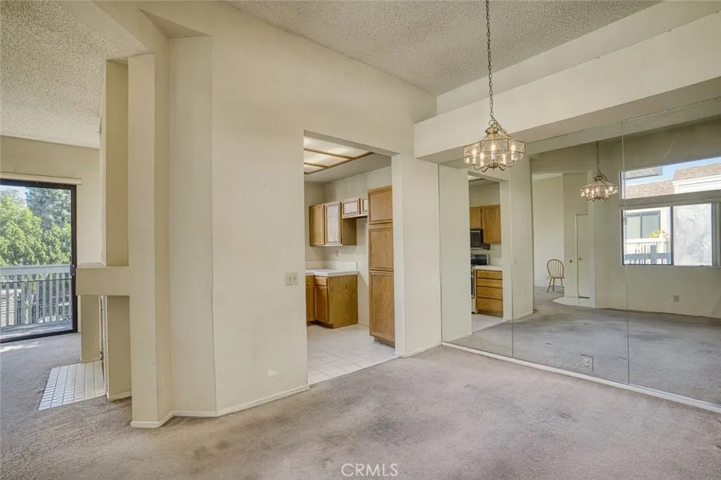 4900 N Grand Avenue #212