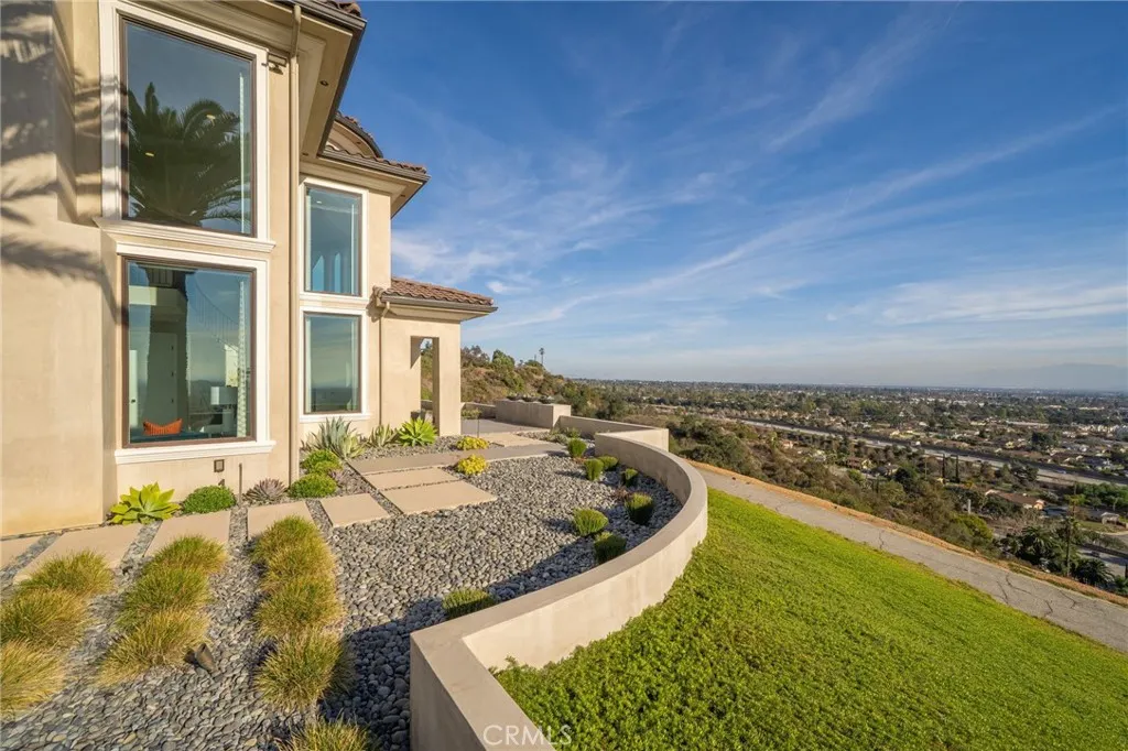 4485 Broken Spur Road