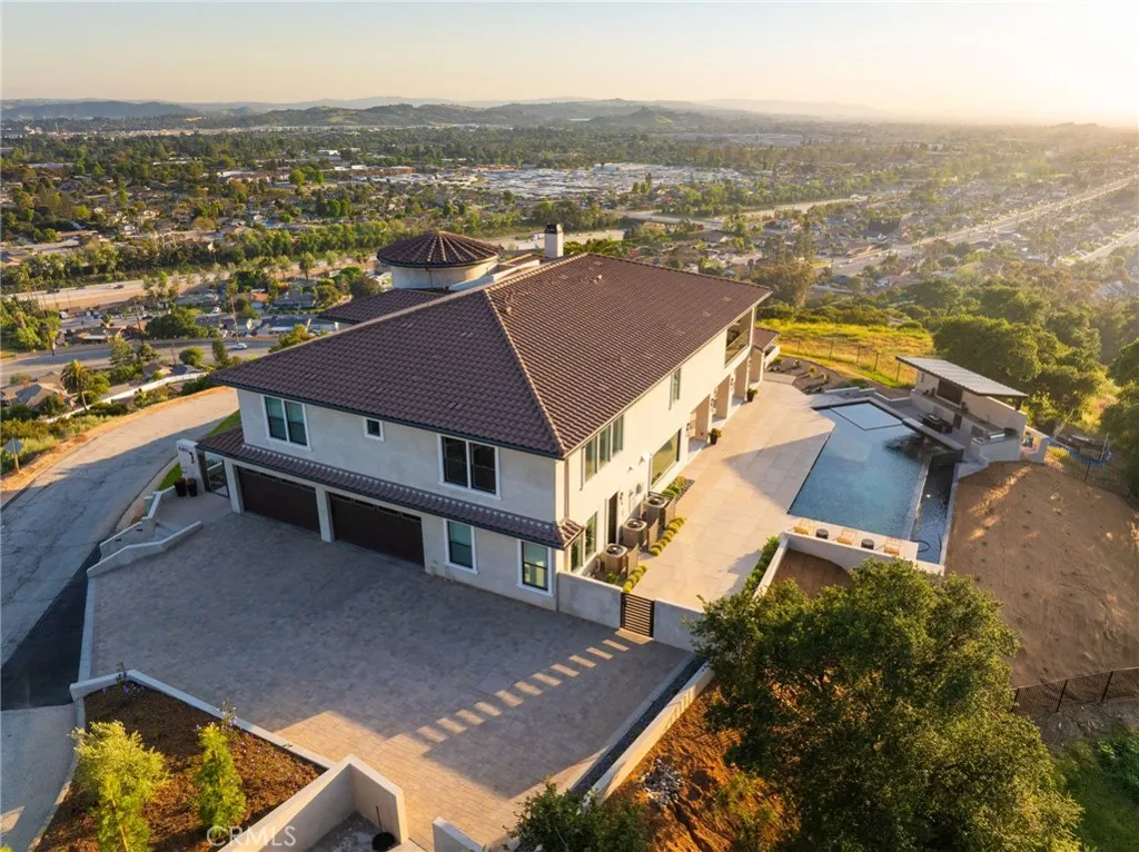 4485 Broken Spur Road