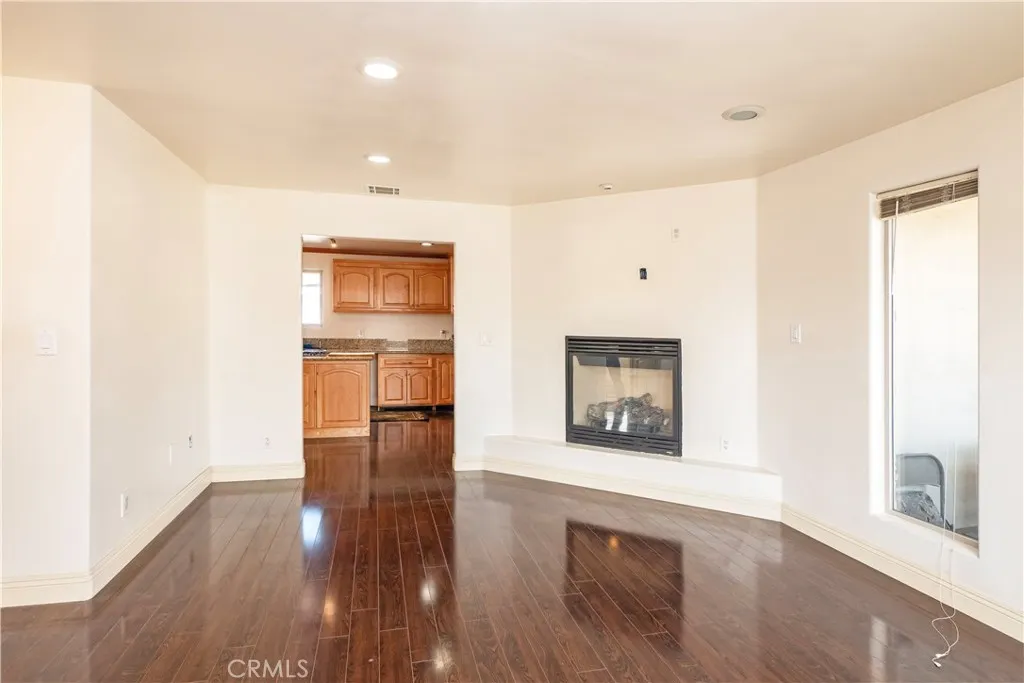 4459 Merced