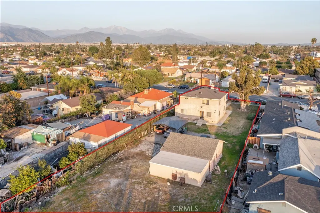 4459 Merced