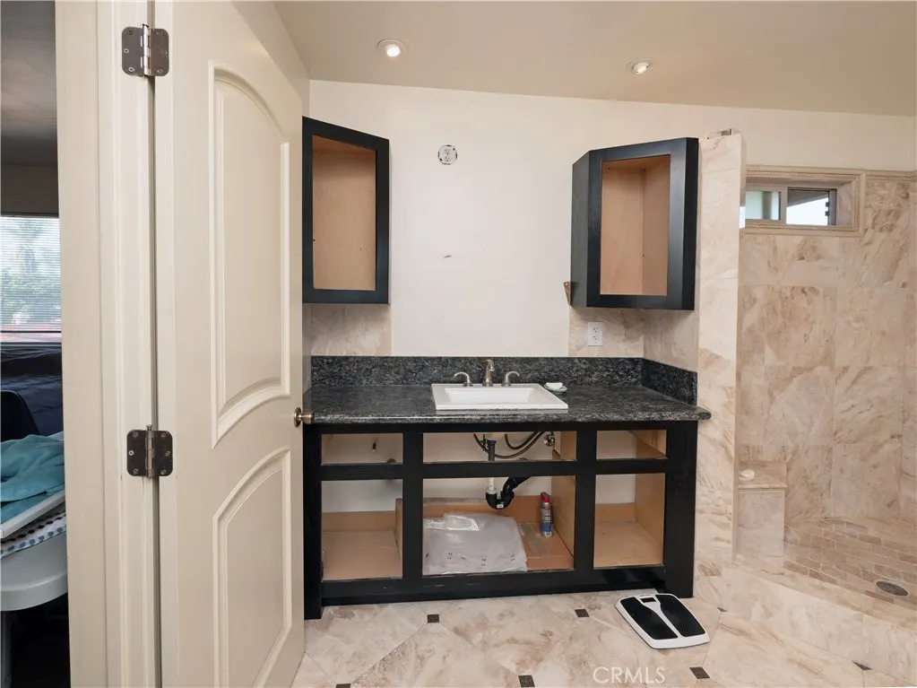 4459 Merced