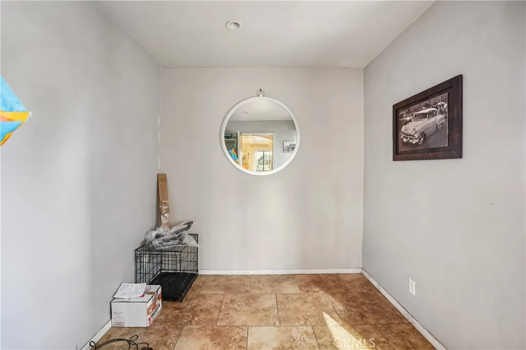 16559 Mcwood
