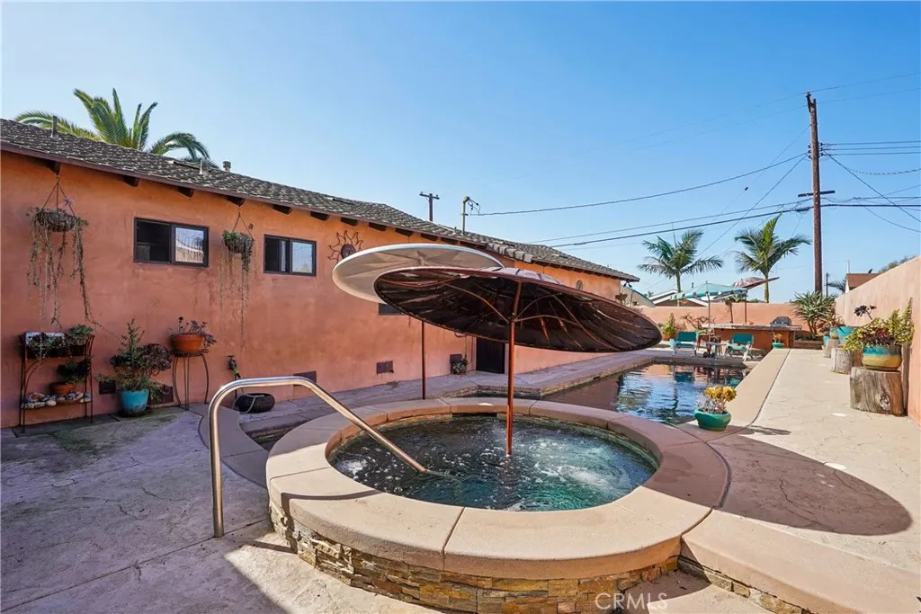 16559 Mcwood