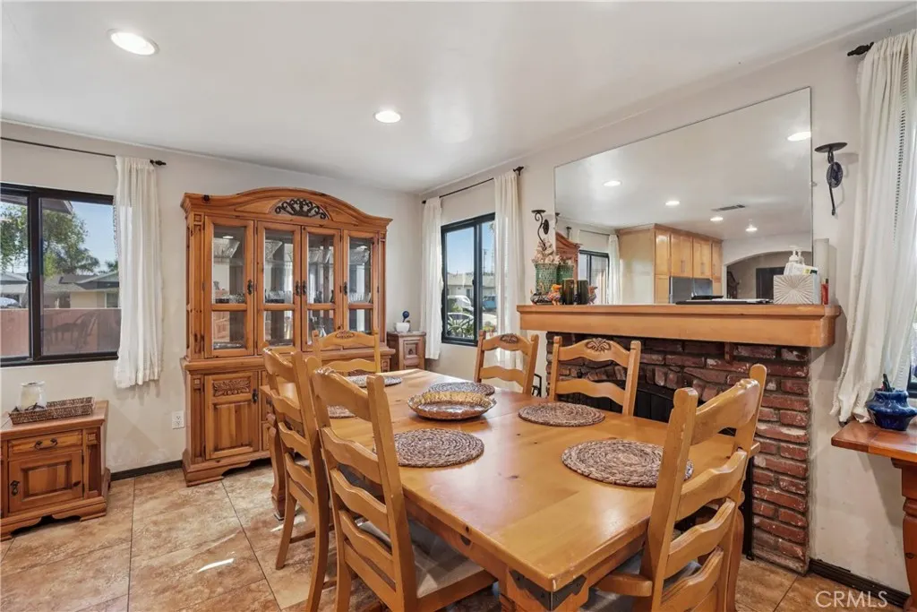 16559 Mcwood