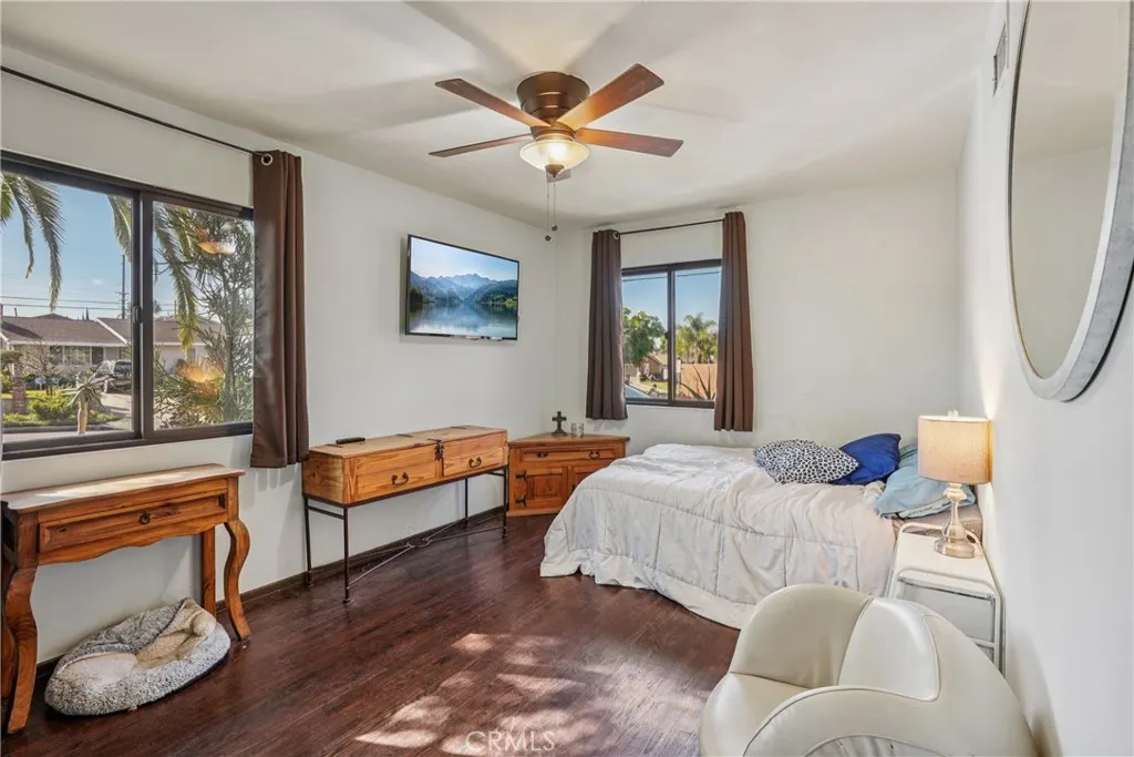 16559 Mcwood