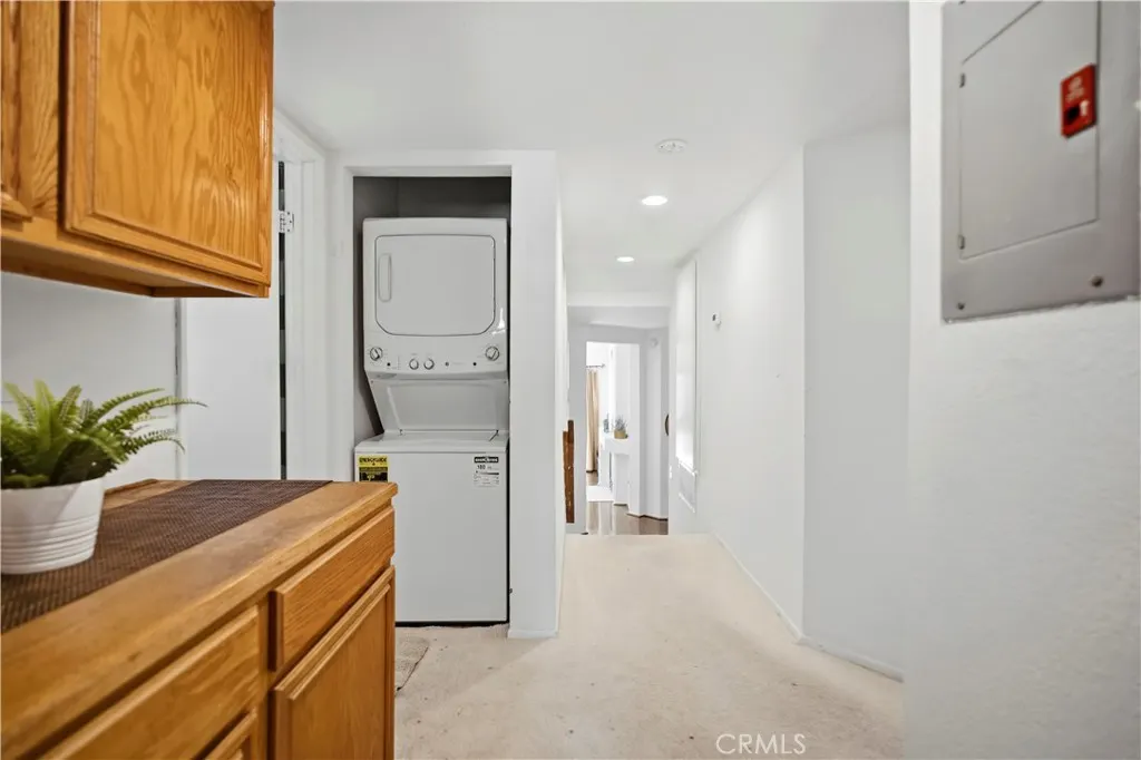 4900 N Grand Avenue #215