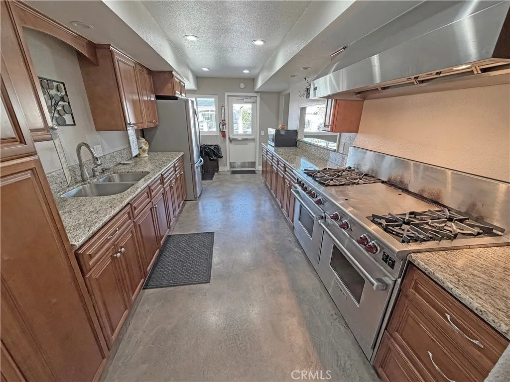 1205 Cypress #144