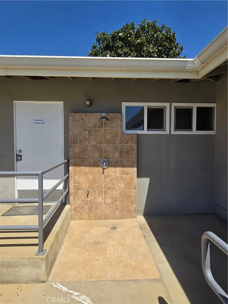 840 E Foothill blvd E #38