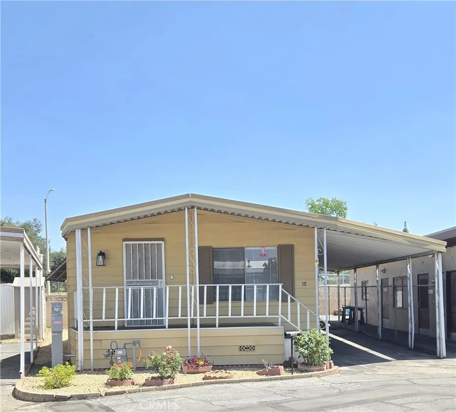 840 E Foothill blvd E #38