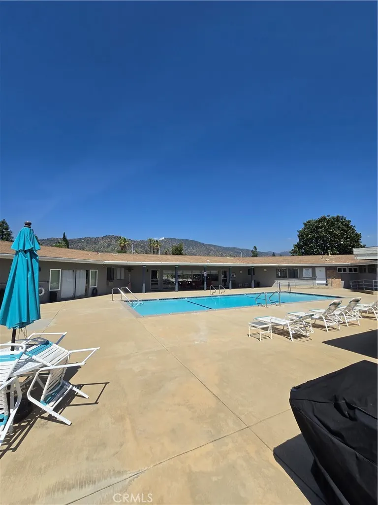 840 E Foothill blvd E #38