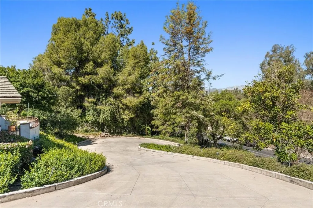 779 Iron Bark Lane