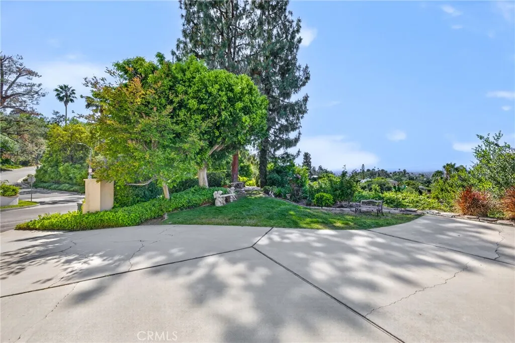 1344 S Sandy Hill Drive
